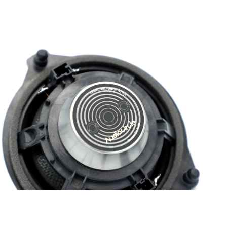 Złącza typu Plug & Play w głośniku centralnym AudioCircle IQ-M4C MB