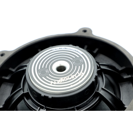 Dedykowany kosz OEM i magnes głośnika basowego Audiocircle IQ-S8 TSL
