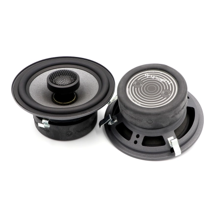 Tył głośnika Audiocircle IQ-X4.7 widoczny układ magnetyczny i terminale