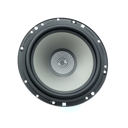 Front głośnika średnio-niskotonowego 165mm z zestawu Audiocircle SL-C6.2 mkIII widoczna struktura membrany