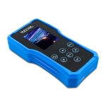 Wielofunkcyjny tester systemów car audio Recoil MST-1 – widok z przodu urządzenia z ekranem LCD i przyciskami sterującymi.