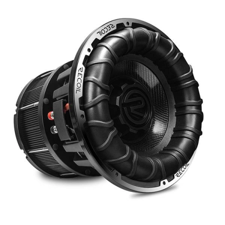Subwoofer Recoil SPL12D1 12 cali 2500W RMS - widok z przodu na membranę z włókna węglowego.