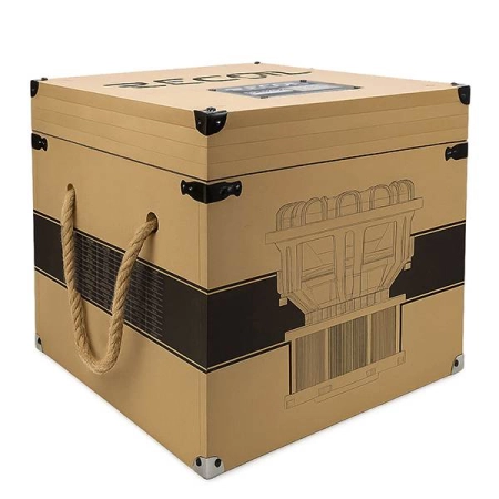 Subwoofer Recoil SPL15D1 dostarczany w bezpiecznej, wzmocnionej skrzyni drewnianej.